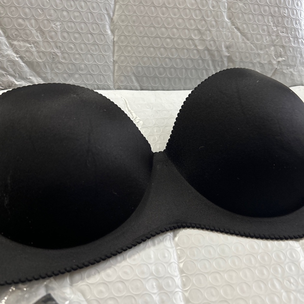 Shein Women’s Medium Strapless Padded Underwire Black Bra with extension see - Picture 1 of 8